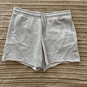 Yogalicious Drawstring Elastic Waist Heather Gray Sweat Shorts Size Large